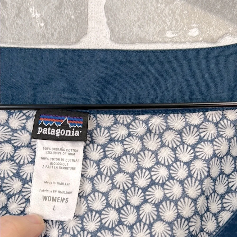 Patagonia Vintage Tunic Sleeveless Blue and White Women’s Size Large Top - Picture 3 of 8